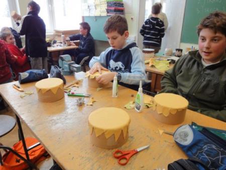 Maškare Kettejeve šole so na pustni torek oživele mestne ulice 02